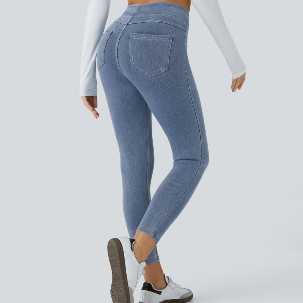 Halara NWOT Flex High Waisted Pocket Casual Leggings Ice Crevice Denim Large